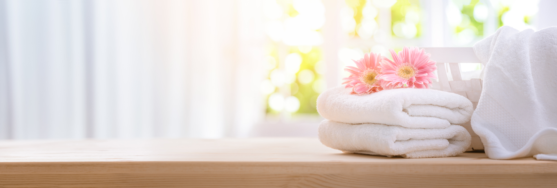 Wash And Fold On Countertop 1920X650